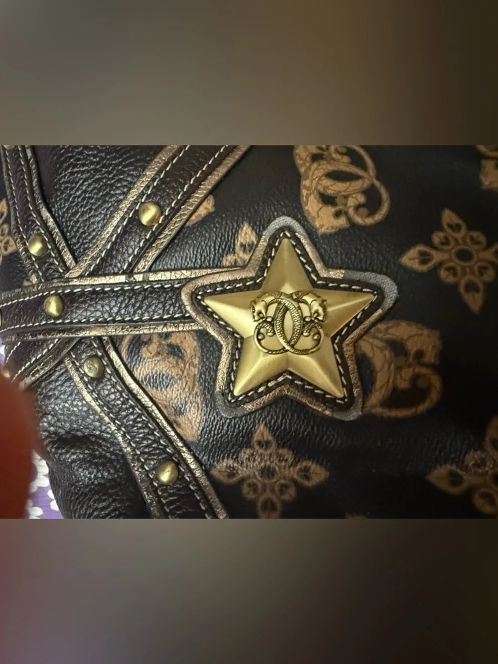 Sharif Vintage Y2K Leather Star Studded Hobo Bag
